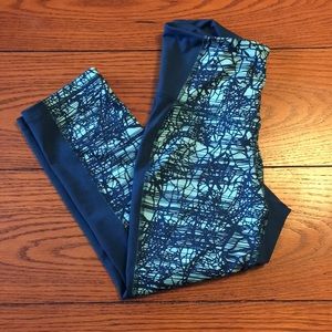 NWOT Old Navy workout pants